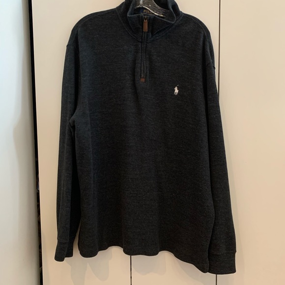 POLO 1/4 ZIP WORN ONCE - Picture 4 of 4